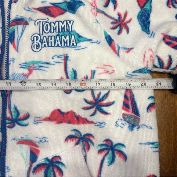 Tommy Bahama Blue and White Tropical Cover-Up pool beach vacation - Picture 4 of 6